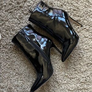 Patent leather boots 😍